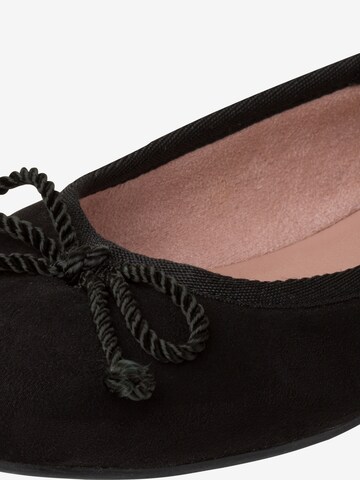 TAMARIS Ballet Flats in Black