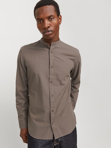 JACK & JONES Comfort Fit Hemd 'JJESUMMER' in Braun