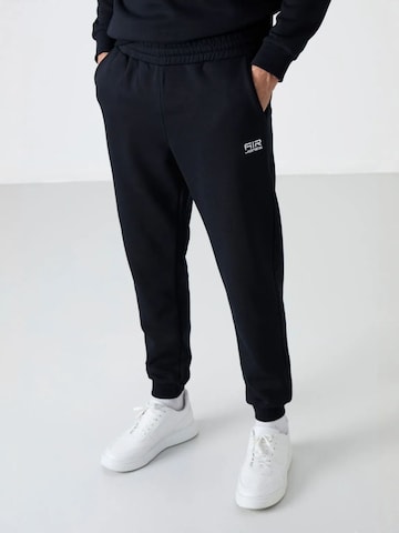 Tommy Life Tracksuit 'Aktive Sets' in Black