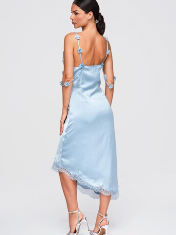 Ombre - Vestido de noche en azul