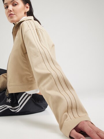 ADIDAS ORIGINALS Демисезонная куртка в Зеленый