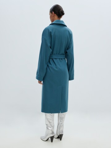 EDITED Between-seasons coat 'Santo' in Blue