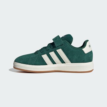 ADIDAS SPORTSWEAR Sneakers 'Grand Court 00s' in Groen