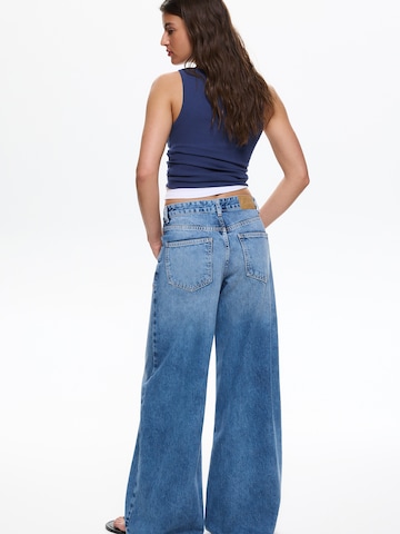 Pull&Bear Wide Leg Jeans in Blau