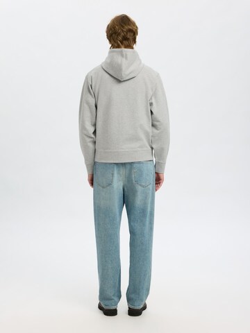 Sweat-shirt SELECTED HOMME en gris