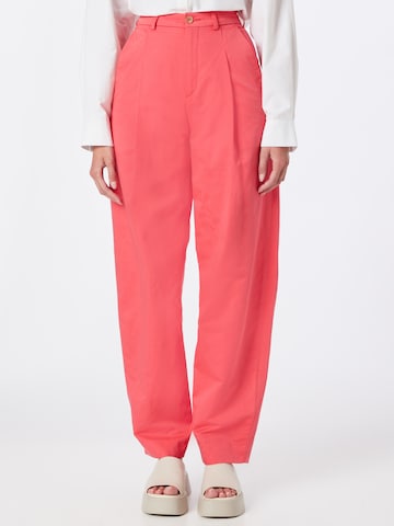 DRYKORN Loose fit Pleat-Front Pants 'ACCEPT' in Red: front