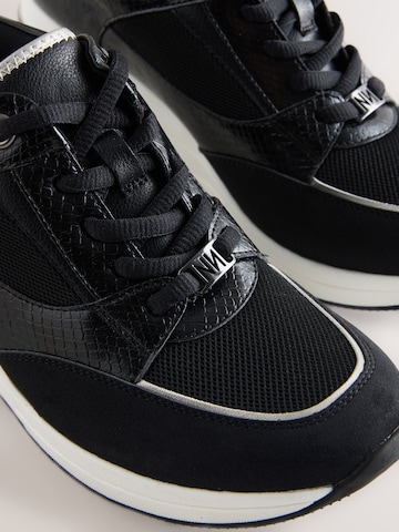 Next Nizke superge 'Forever Comfort' | črna barva