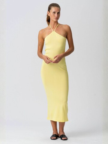 TEESHOPPEN Dress ' Jasmin ' in Yellow