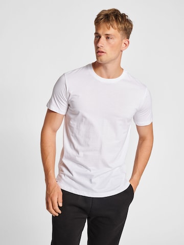 T-Shirt Hummel en blanc : devant