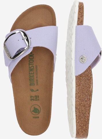 BIRKENSTOCK - Sapato aberto em roxo