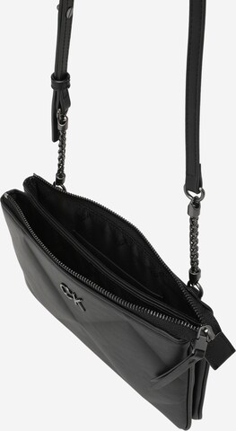 Calvin Klein - Bolso de hombro en negro