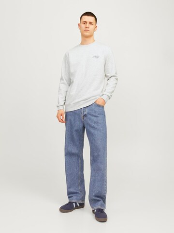 JACK & JONES Sweatshirt 'JJFERRIS' in White
