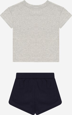 GAP Set in Grau