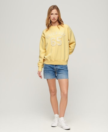 Superdry Sweatshirt in Geel