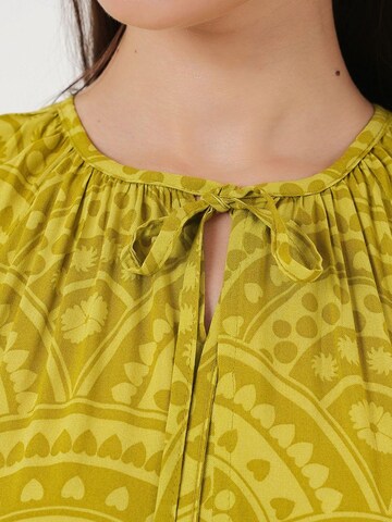 Bigdart - Vestidos camiseiros em amarelo