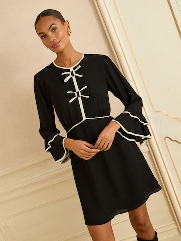 love & roses Платье в Черный