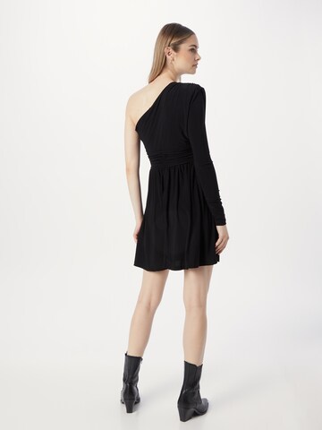 Trendyol - Vestido en negro