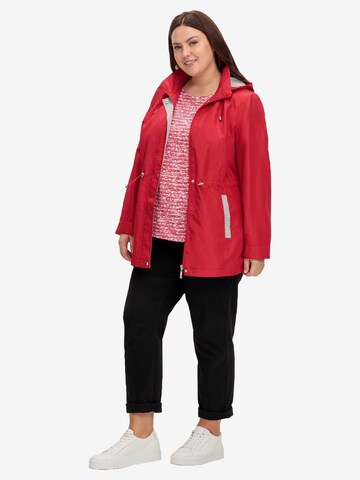 SHEEGO Between-Season Jacket in Red