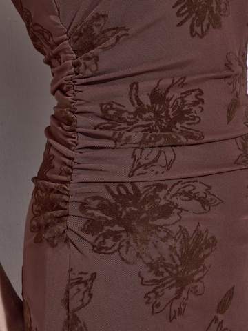 Hiccup Dress in Brown