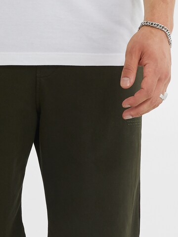 Tapered Pantaloni 'Maleo' di Young Poets in verde