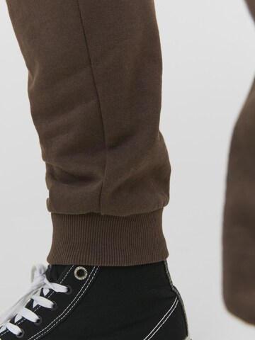 JACK & JONES Tapered Pants 'Gordon' in Brown