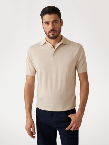 GUESS Sweater in Beige: front