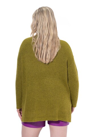 Ulla Popken Sweater in Yellow