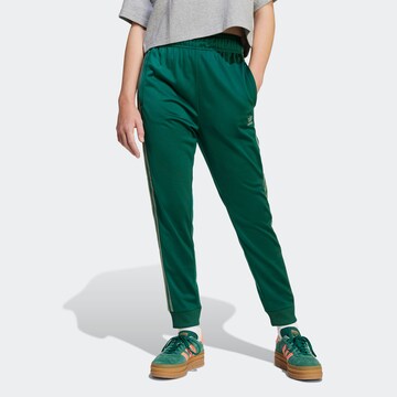Tapered Pantaloni 'Adicolor' di ADIDAS ORIGINALS in verde: frontale