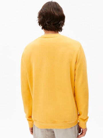 ARMEDANGELS Sweatshirt in Orange