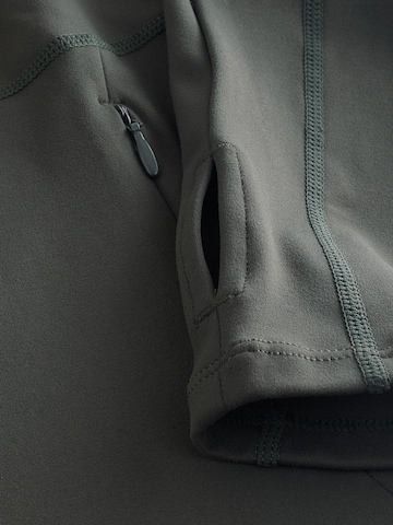 Next - Chaqueta de entretiempo 'Active Balance' en verde
