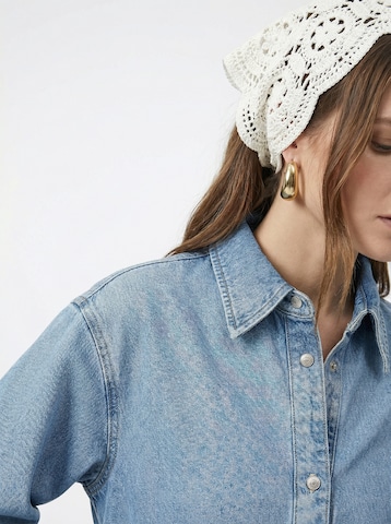 KAVAZI Шал в бяло