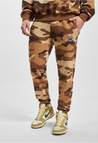 Ecko Unlimited Tapered Broek in Bruin: voorkant