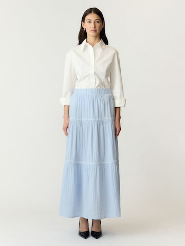 YAS - Falda en azul: frente