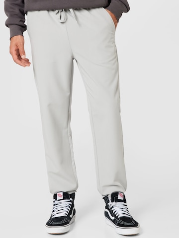 Urban Classics Tapered Pants in Grey: front