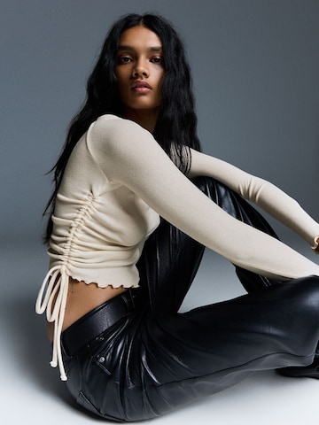 Bershka Shirt in Beige: front