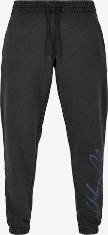 Urban Classics Tapered Trousers in Black: front