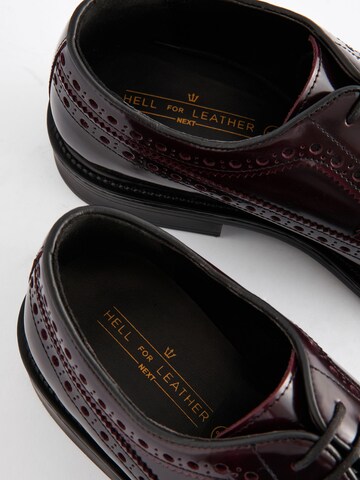 Chaussure à lacets Next en rouge