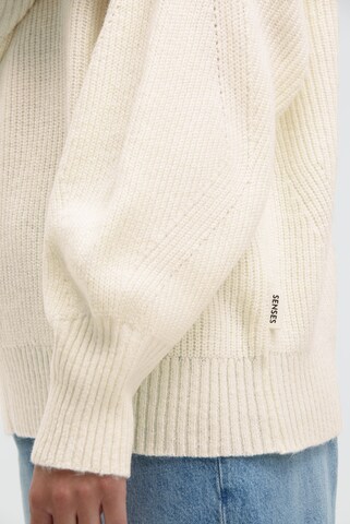 SENSES.THE LABEL Sweater in Beige