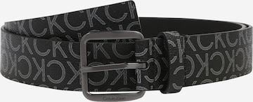 Calvin Klein - Cintos em preto: frente