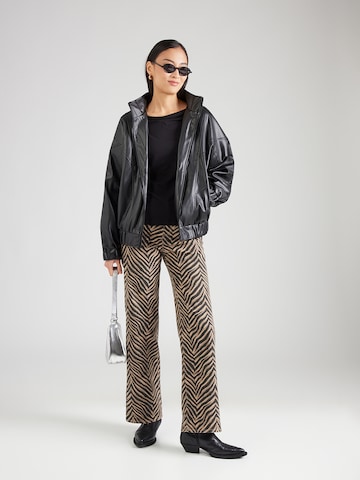 ONLY - Camiseta 'ONLKISS' en negro