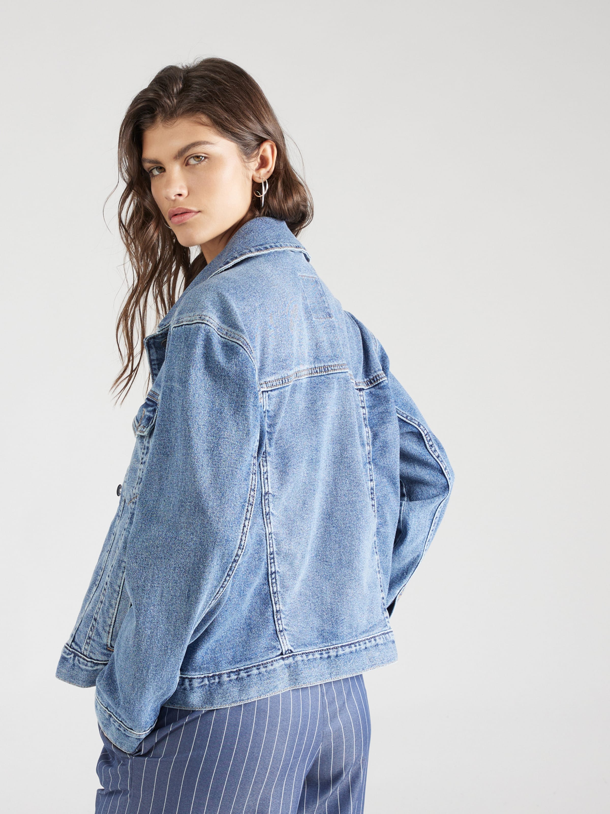 Vestes en jeans HOLLISTER pour femmes Achetez en ligne ABOUT YOU