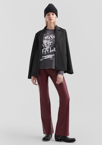 Regular Pantalon QS en rouge