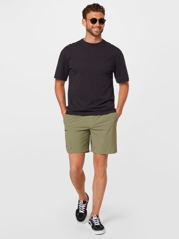 Abercrombie & Fitch Regular Shorts 'SATURDAY' in Grün