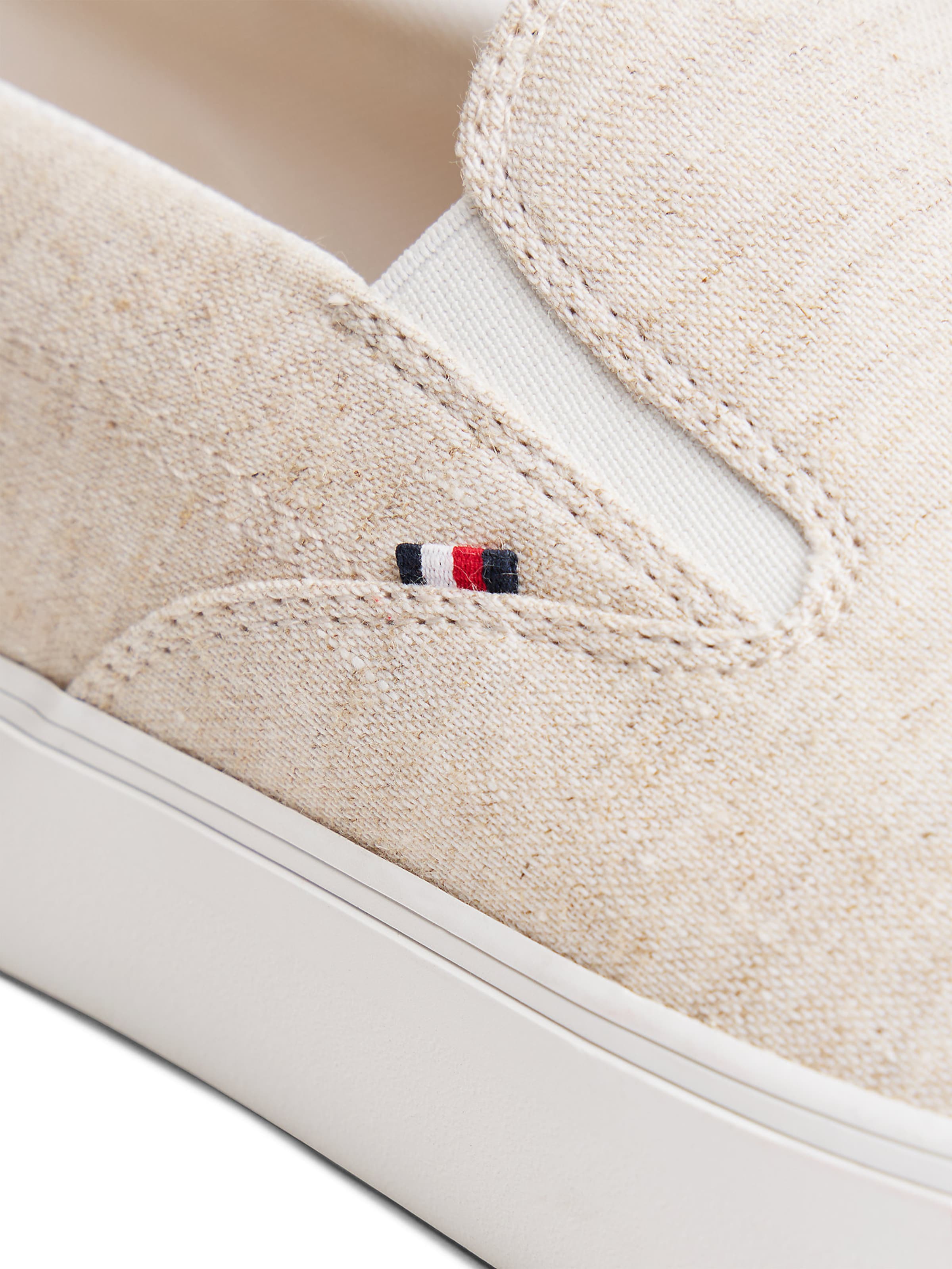 Slip on TOMMY HILFIGER en beige