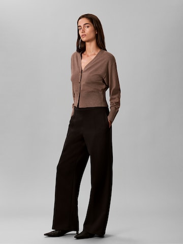 Calvin Klein Regular Pleat-Front Pants in Black