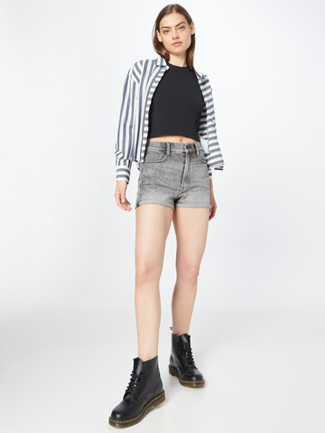 G-Star RAW Regular Shorts 'Tedie' in Grau