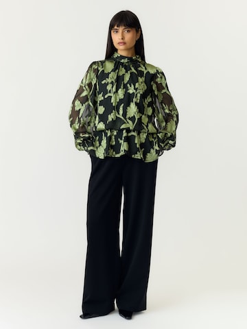 YAS - Blusa 'DASH' en negro