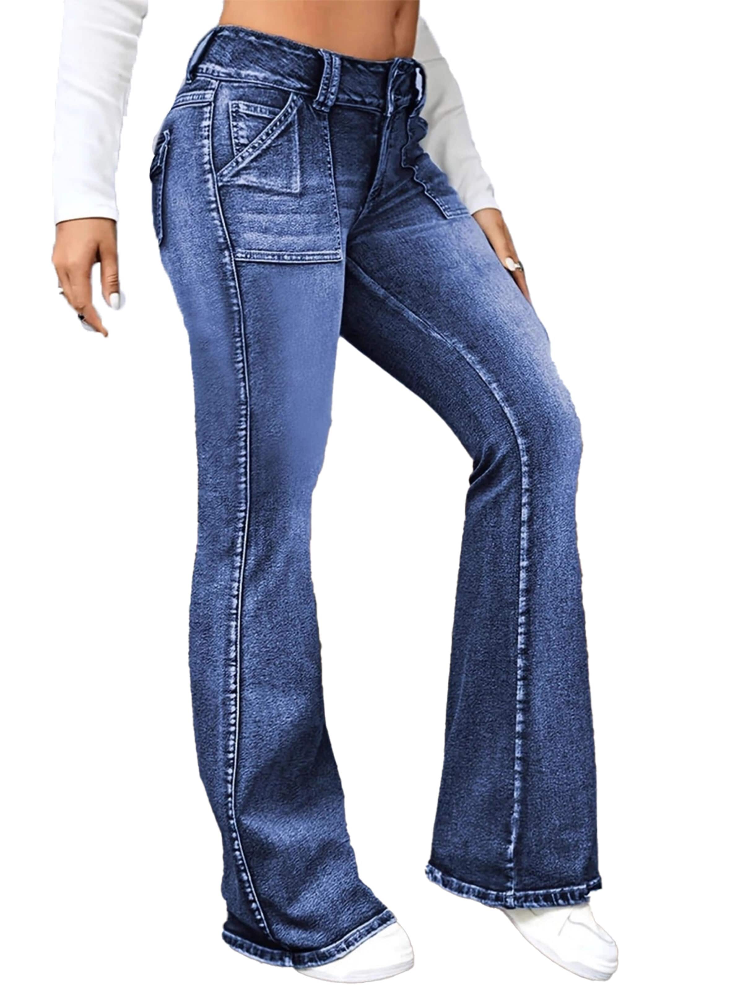 KoJooin Flared Jeans in Blue: front