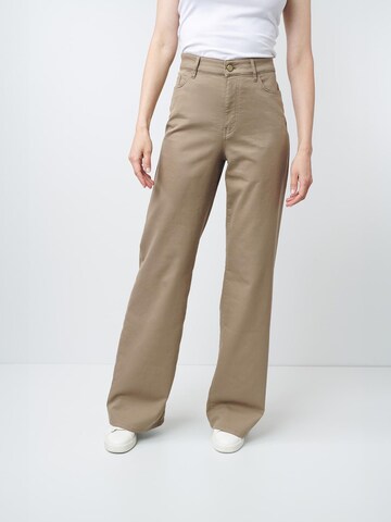 Wide leg Jeans '6288' di W. Wegener in beige: frontale