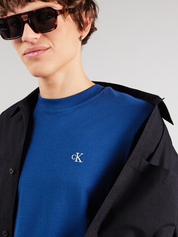 Tricou de la Calvin Klein Jeans pe albastru